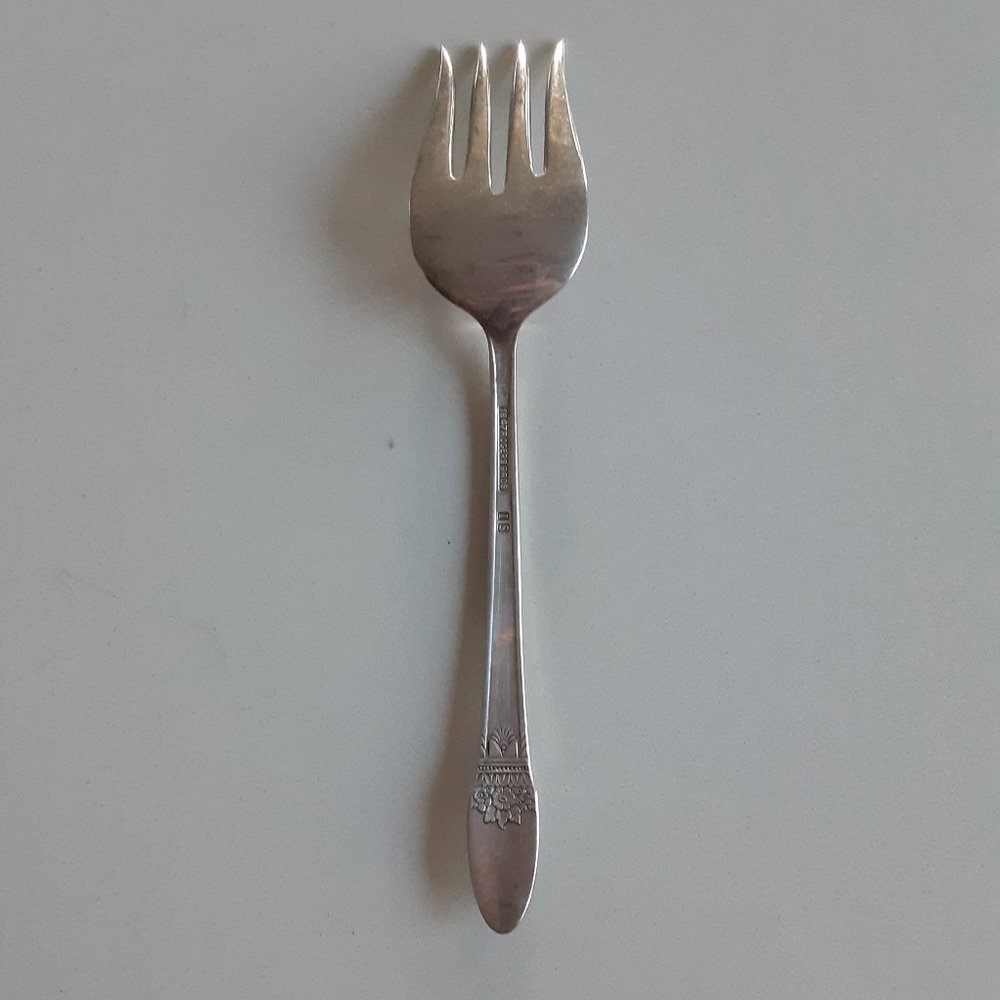 1847 ROGERS BROS set of 5 silverplate dessert forks "First Love" pattern - Picture 4 of 5